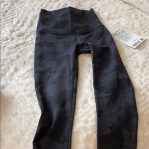 Lululemon wunder train HR right 25”